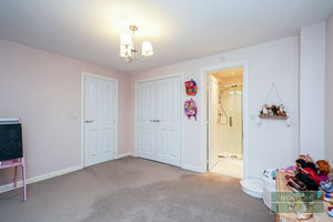 Photo 21- click for photo gallery